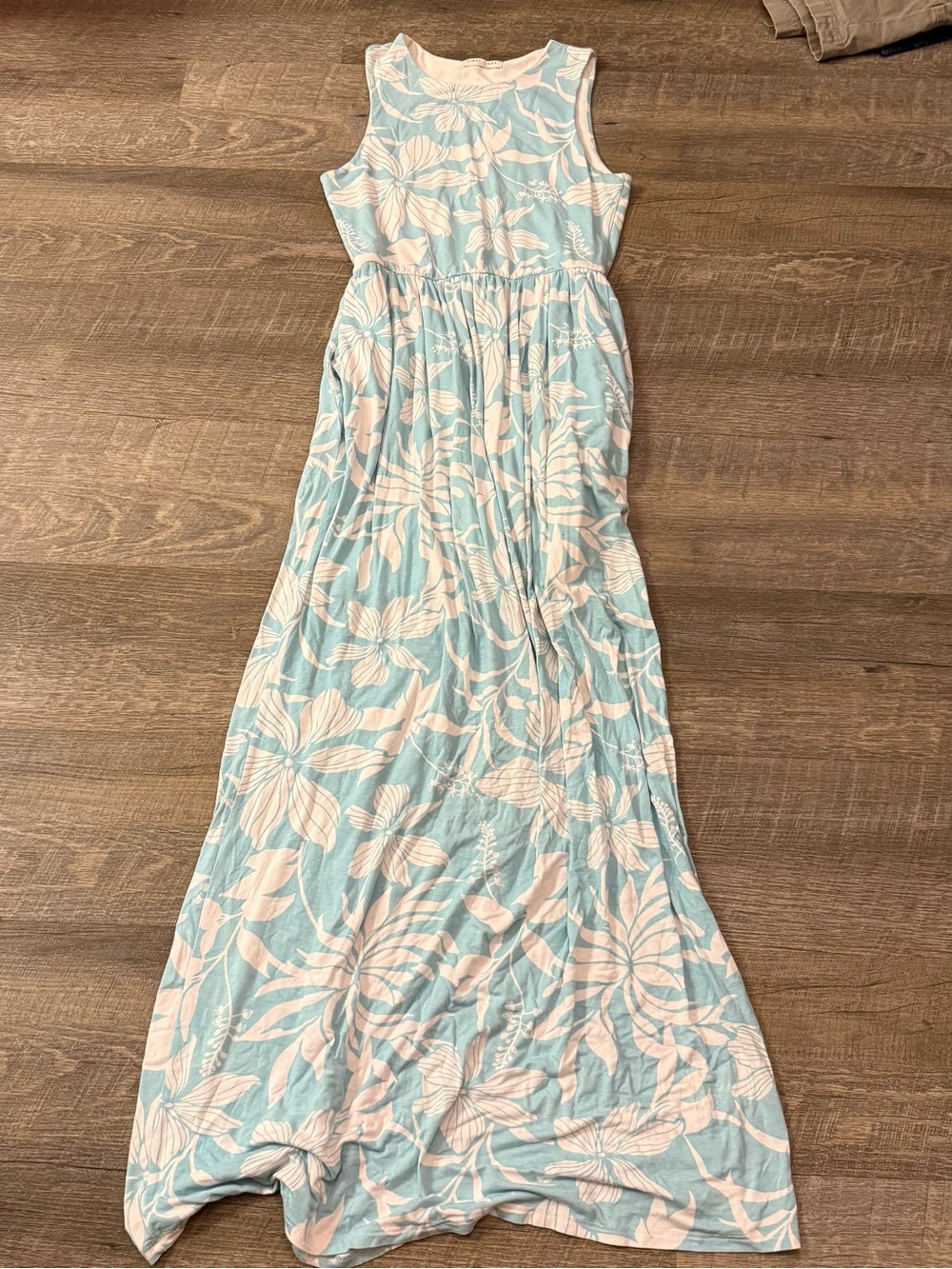 First Look Floral Maxi Dress size Medium
